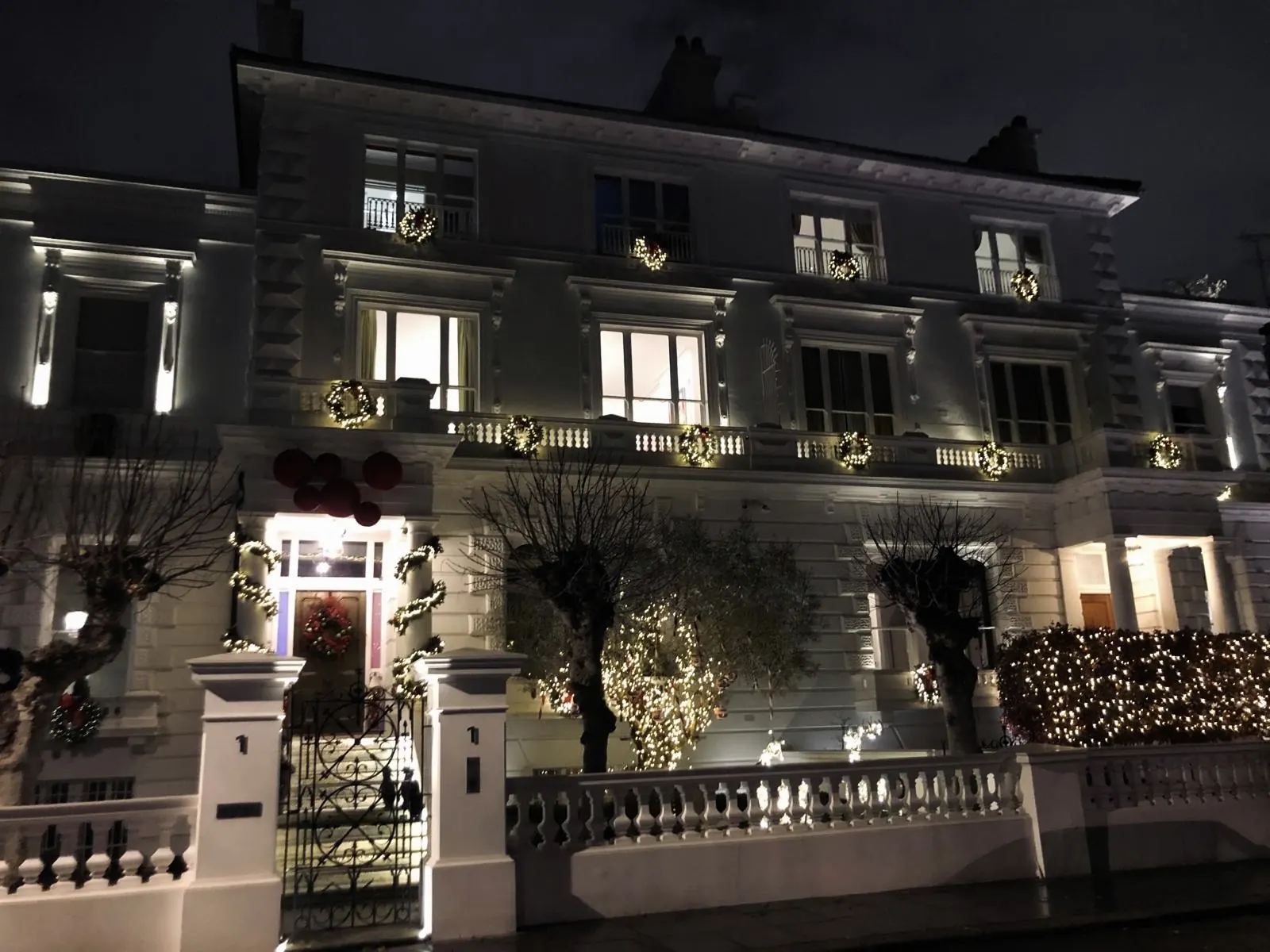 Premium London townhouse exterior